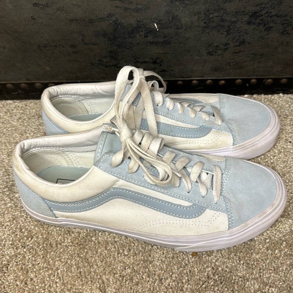 Vans Old Skools Women’s size 8 baby blue and white